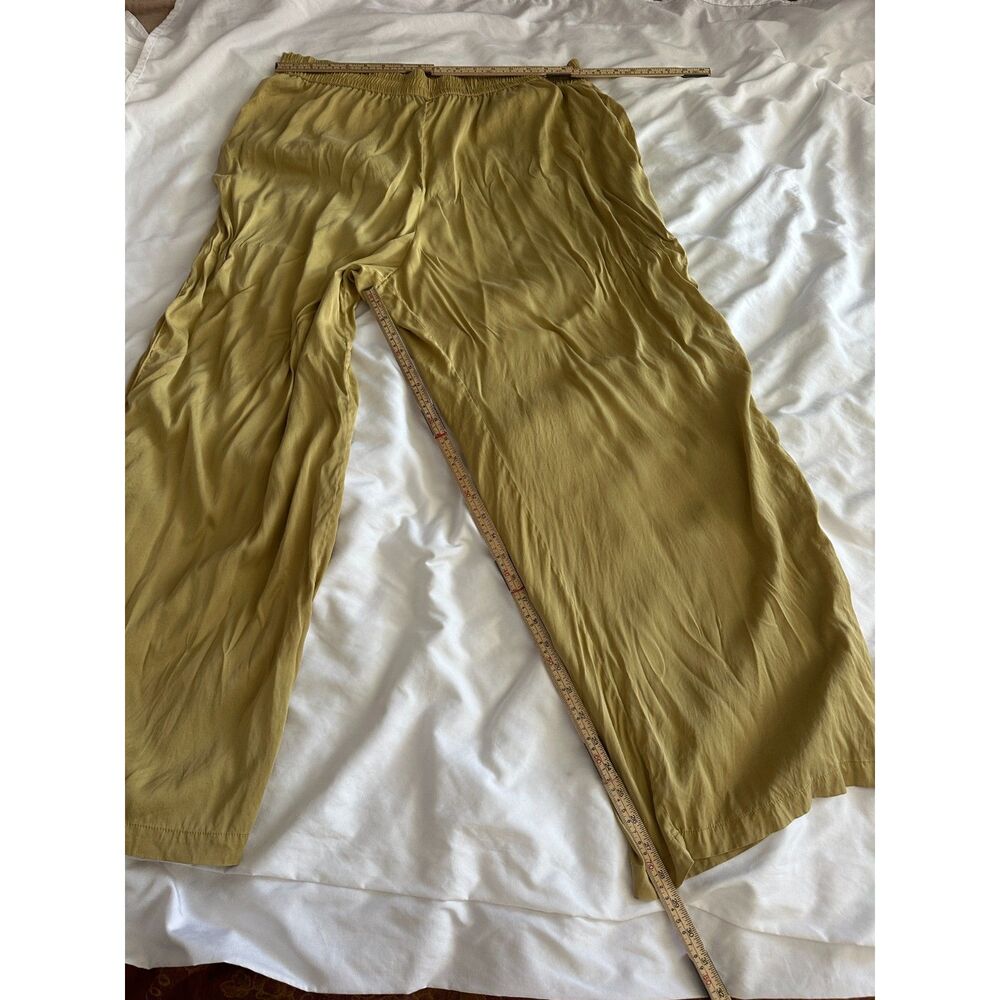 SKIMS Silk Pull On Pants Women’s 2X Wide Leg Elastic Waist Golden Olive - Picture 9 of 9
